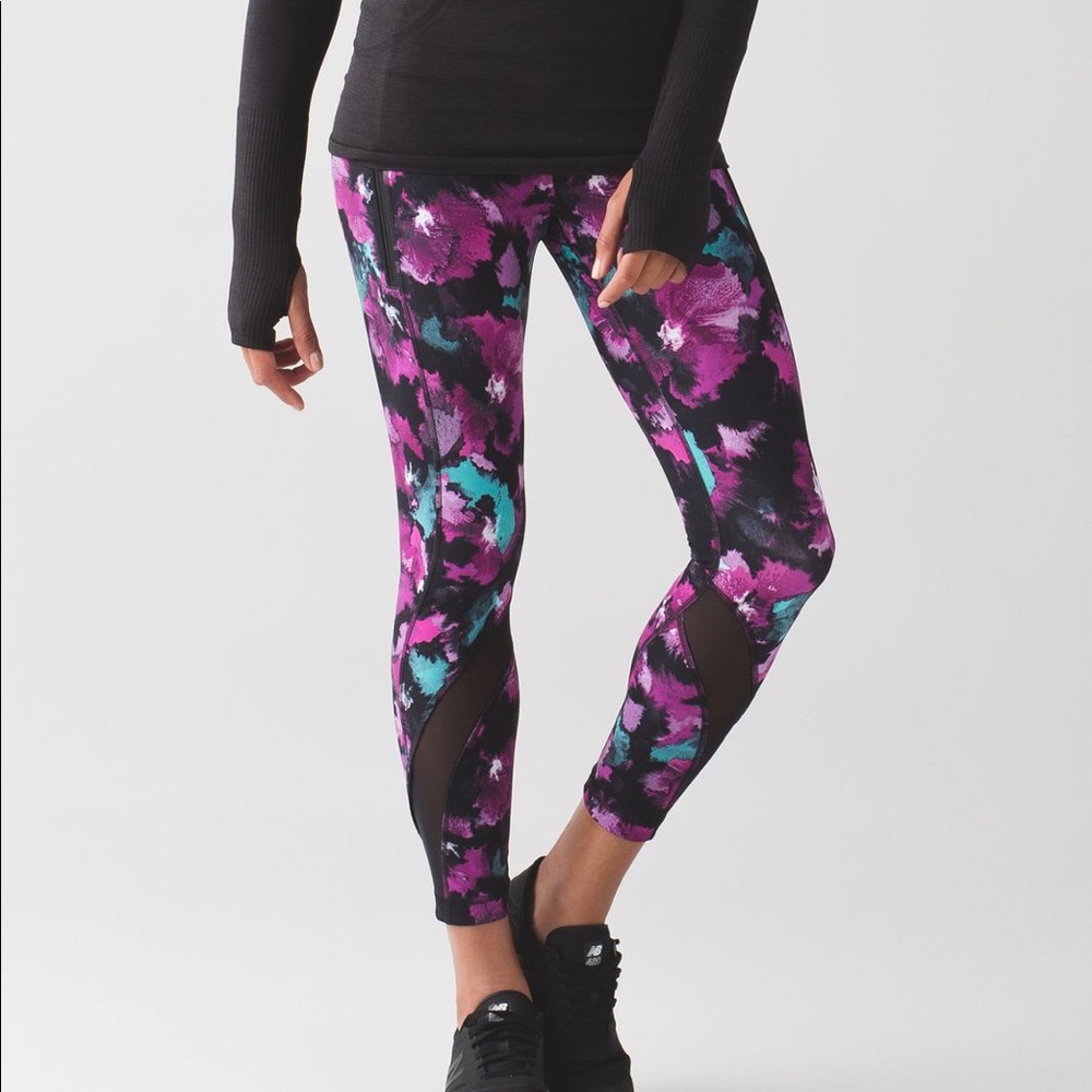 Lululemon crops